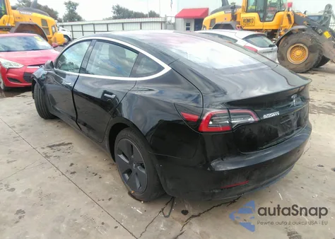 2018 Tesla Model 3 Long Range/Mid Range из США, поврежденный, VIN 5YJ3E1EA3JF044096